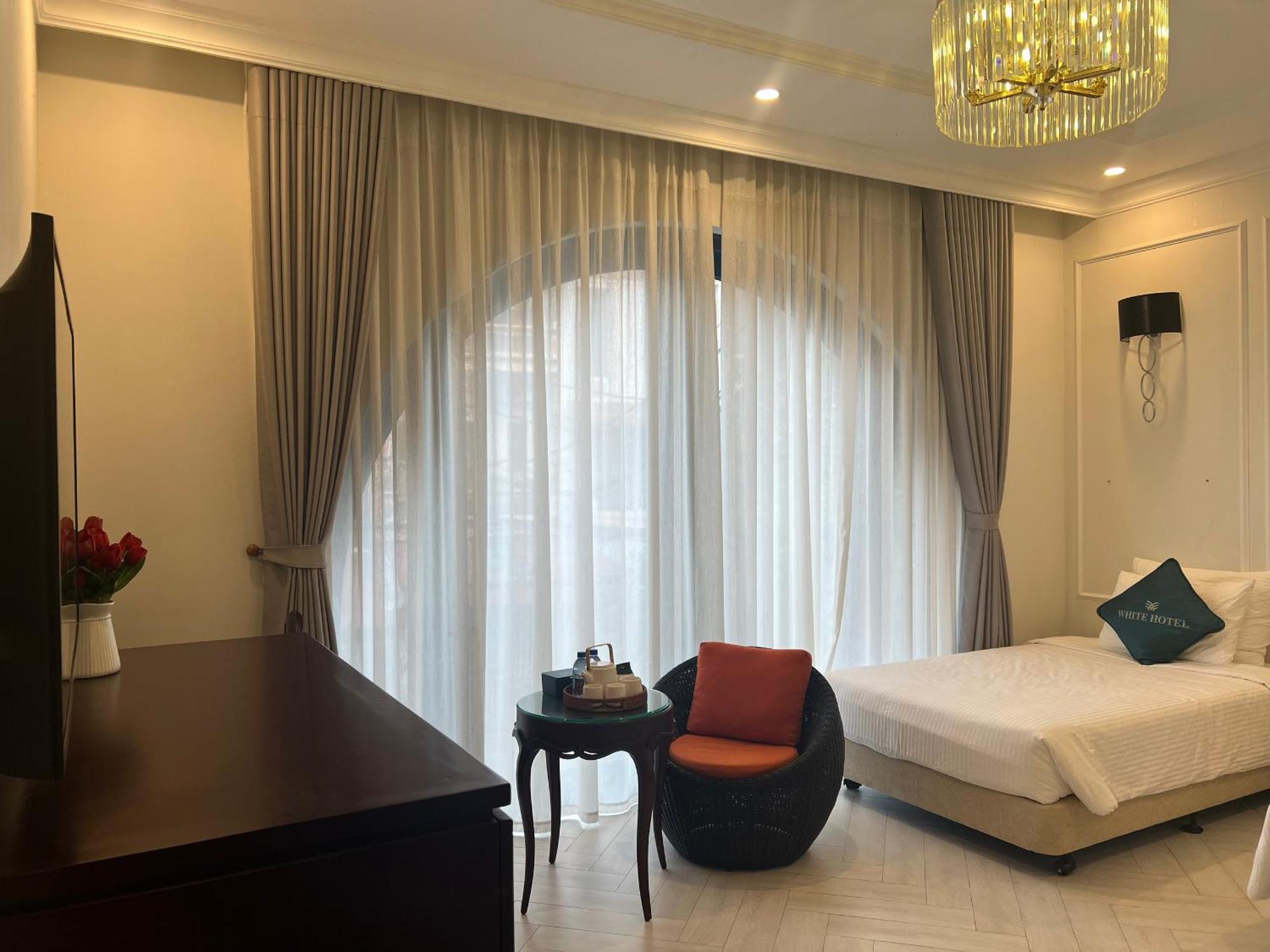 White Hotel Lang Son Екстериор снимка